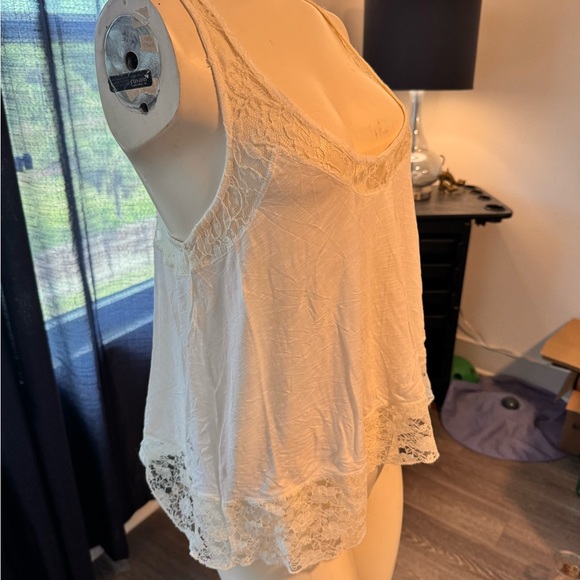 Abercrombie and Fitch blouse - Picture 2 of 6